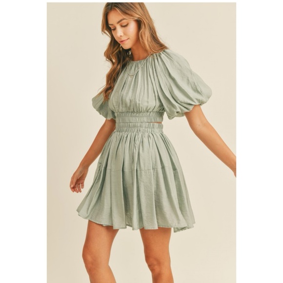 Dresses & Skirts - 599 • Laurel Green Billows Puff Sleeve Smocked Waist Rayon Blend Mini Dress